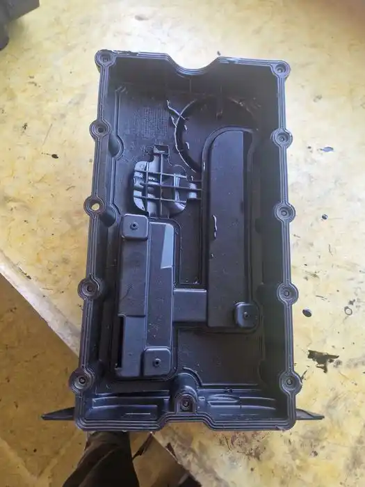 Pokrywa Zaworowa Vw Audi Seat Skoda 03G.103.475