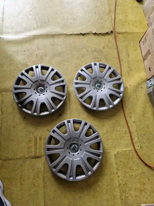 Oryginalne Kołpaki Skoda 15" 1Z0.601.147E
