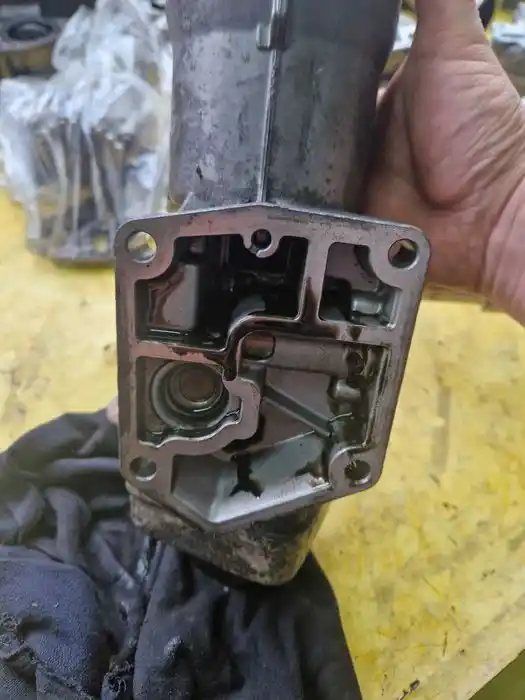 Podstawa Filtra Oleju Vw Audi Seat Skoda 045.115.389G