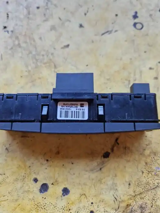 Przełączniki Świateł Awaryjnych Seat Ibiza IV 6J0.927.137B