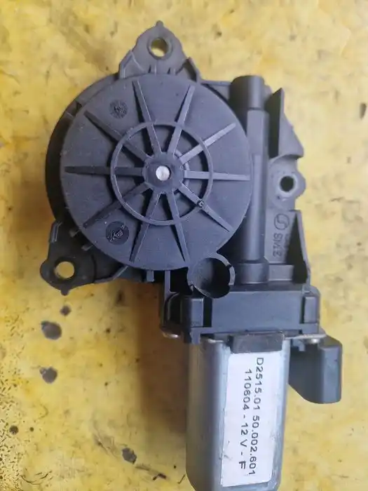 Silniczek Podnoszenia Szyby Lewy Przód Fiat Stilo 50.002.601