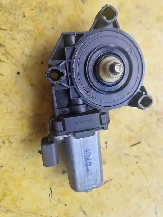 Silniczek Podnoszenia Szyby Lewy Przód Fiat Stilo 50.002.601