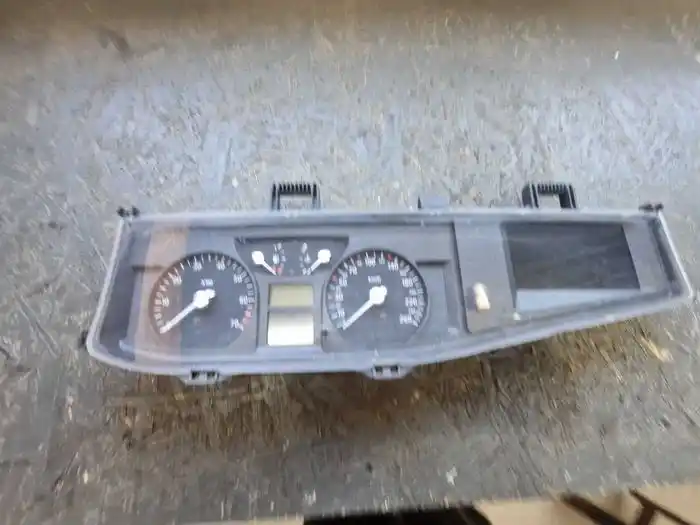 Licznik Wyswietlacz Renault VelSatis 82.003.625.25 2.0T F4K