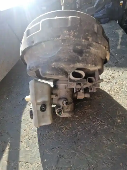 Serwo Hamulcowe Renault VelSatis 2.0T F4K 82.000.475.63C