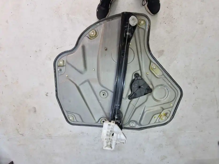 Mechanizm Podnoszenia Szyby L.T Skoda Octavia II Kombi 1Z0.839.655.B