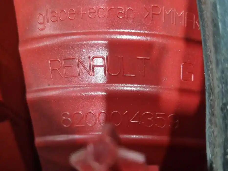 Lampa Lewy Tył Błotnik Renault VelSatis 82.000.143.59