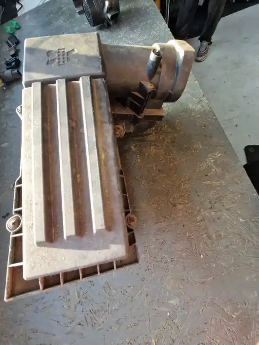 Obudowa Filtra Powietrza Vw Audi Seat Skoda 3C0.129.607.AB
