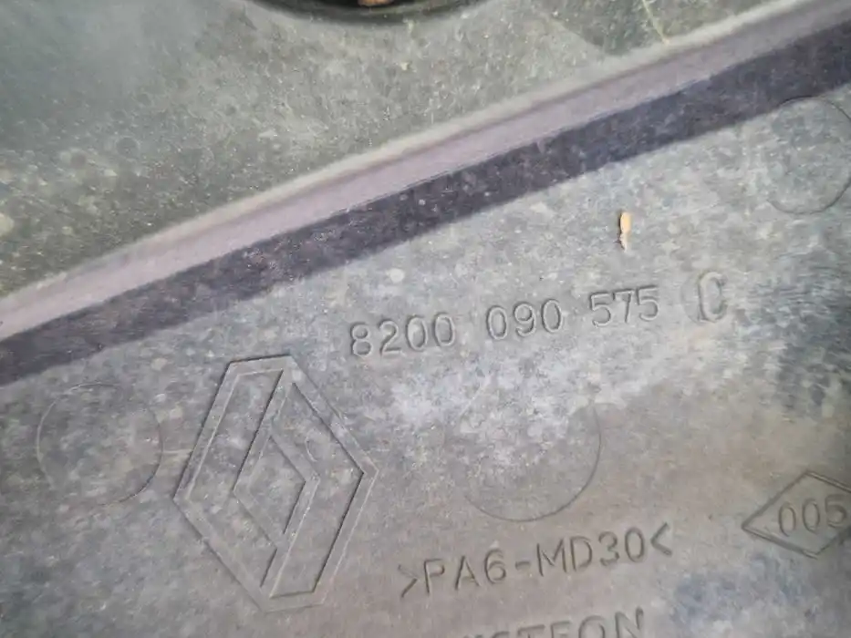 Osłony Komory Silnika renault VelSatis