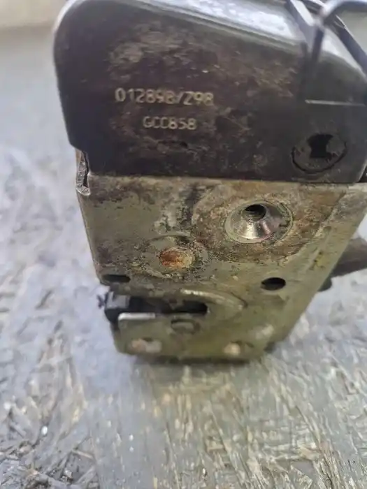 Zamek Drzwi Prawy Tył 6PIN Renault VelSatis 012.898-Z98