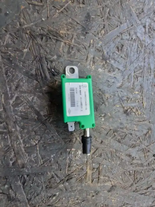 Wzmacniacz Antenowy 82.003.334.60A