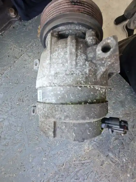 Kompresor Klimatyzacji Renault F4K 2.0T 82.000.218.22