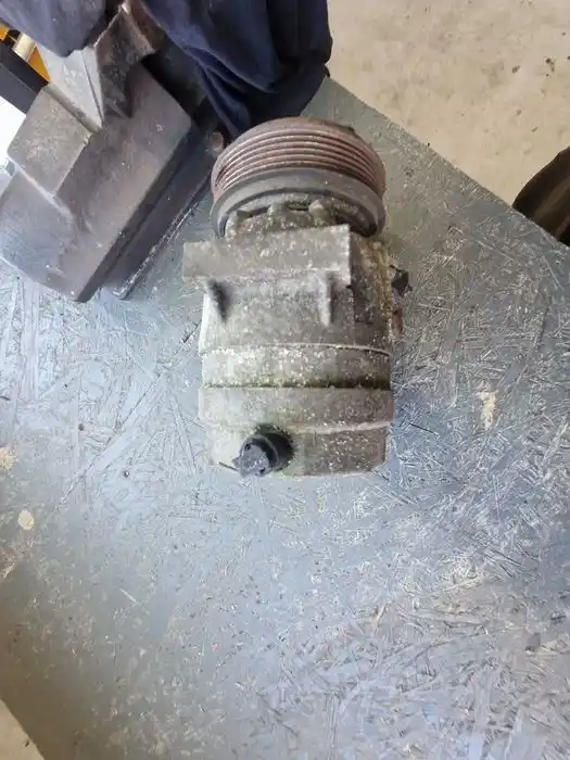 Kompresor Klimatyzacji Renault F4K 2.0T 82.000.218.22