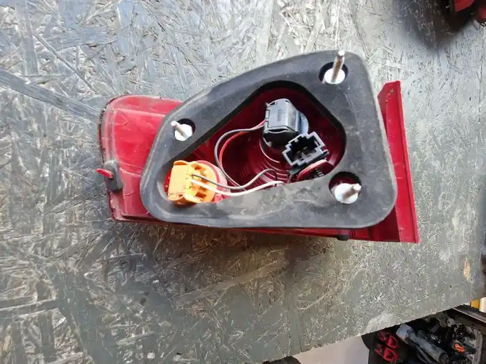 Lampa Prawy Tył Błotnik Seat Altea XL 5P8.945.096A-112A