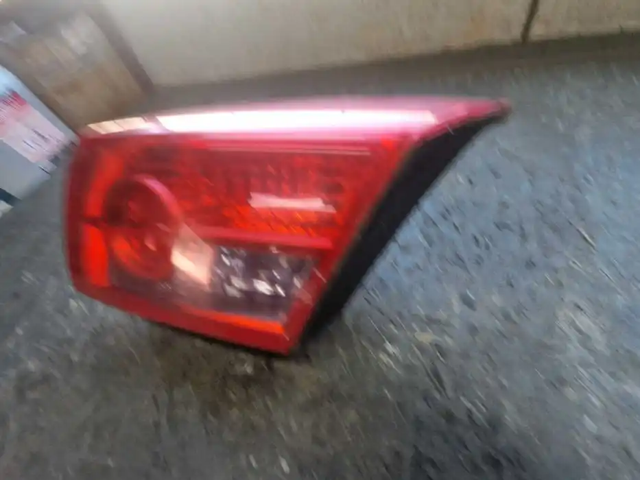 Lampa Prawy Tył w Klape Renault VelSatis 82.000.143.63