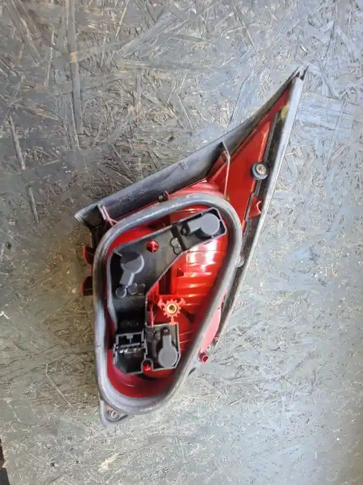 Lampa Prawy Tył w Klape Renault VelSatis 82.000.143.63