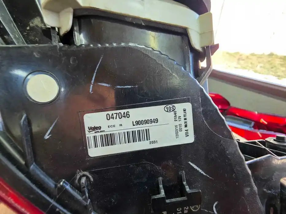 Lampa Vw Touran Prawy Tył 5TA.945.096.A