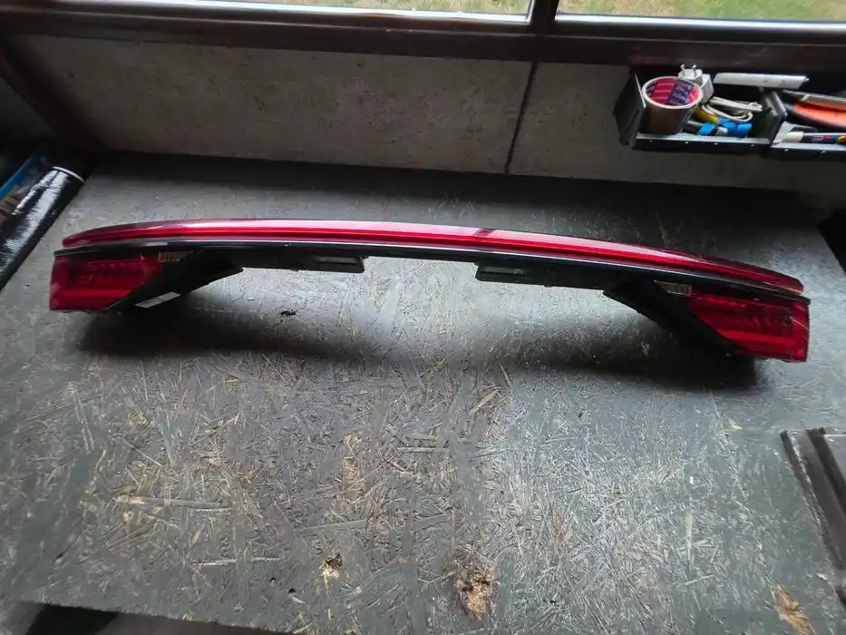 AUDI A8 D5 Lampa Blenda Tył 4N0945095F