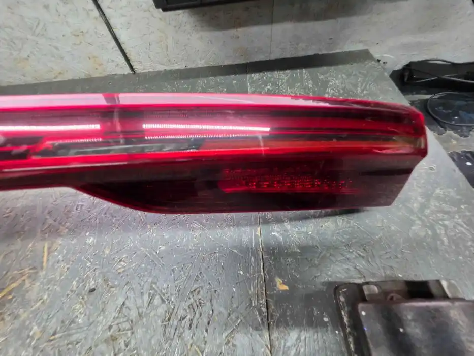 AUDI E TRON E-Tron 4KE 2018- Blenda Led Lampa Tył 4KE.945.095.B