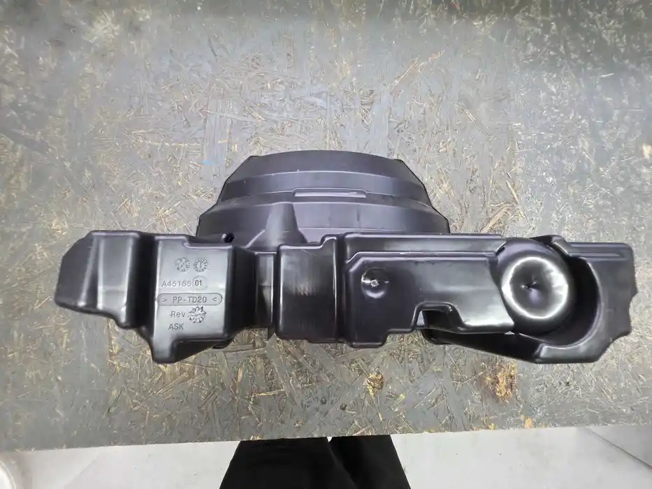AUDI A4 B9 Głośnik Bang Olufsen 8W9.035.382.C
