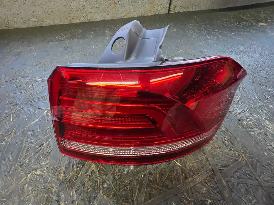Lampa Vw Passat B8 Prawy Tył 3G9.945.096.A