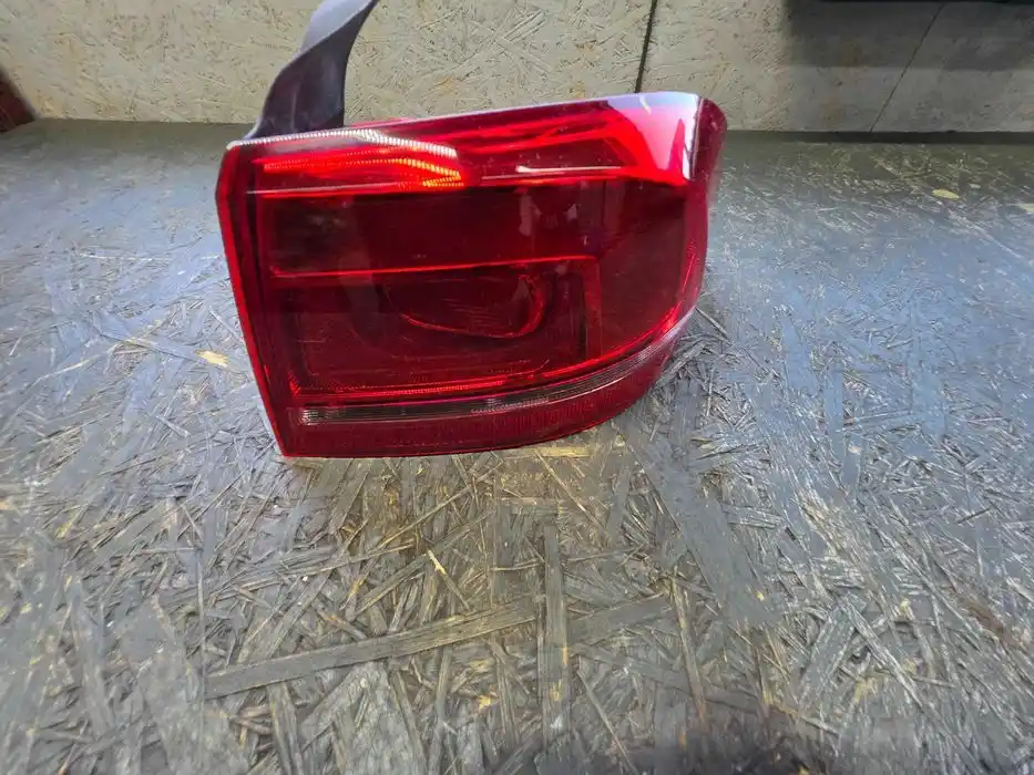 Lampa Prawy Tył Vw Passat B7 3AE.945.096.F