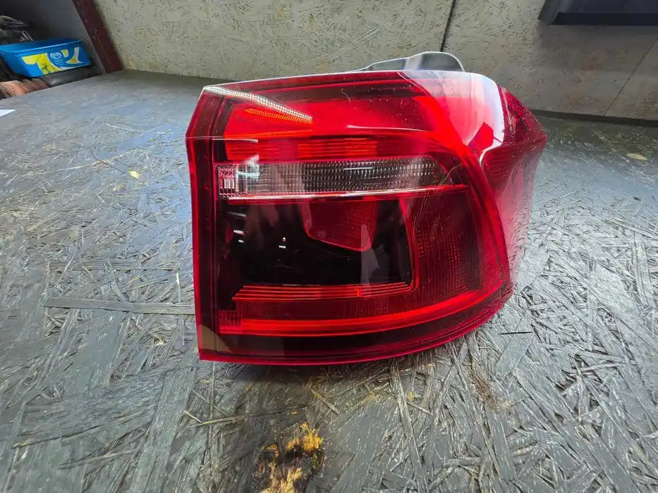 Lampa Prawy Tył Vw Golf SPORTS VAN 510.945.096.S