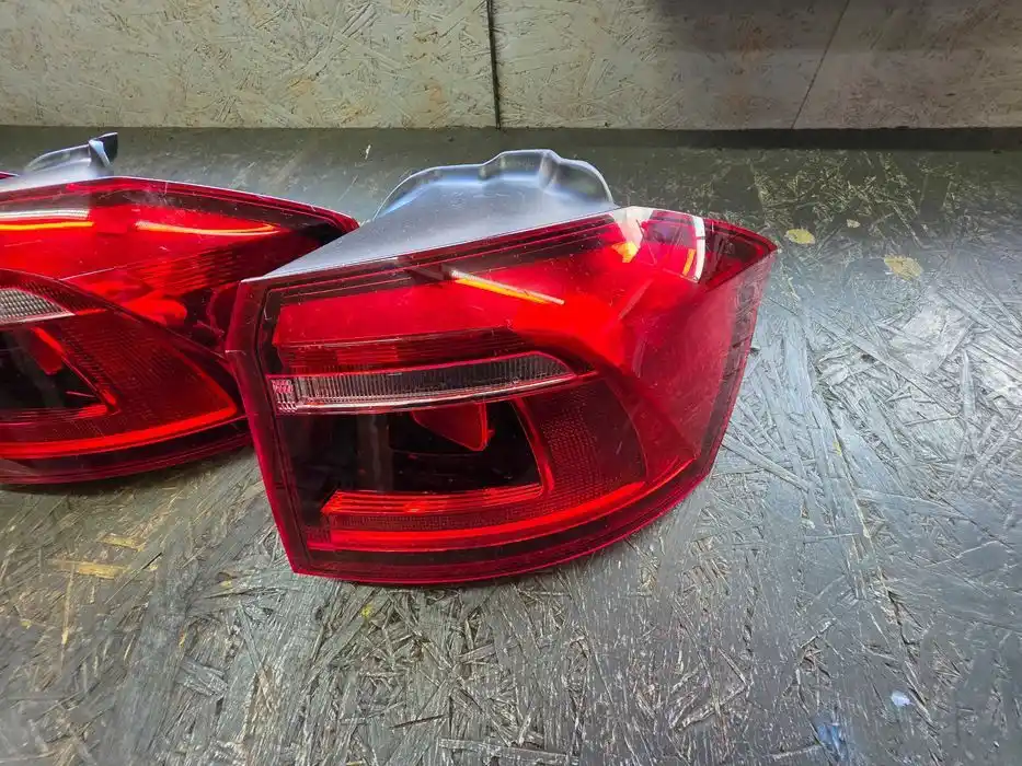 Lampa Prawy Tył Vw Golf SPORTS VAN 510.945.096.Q