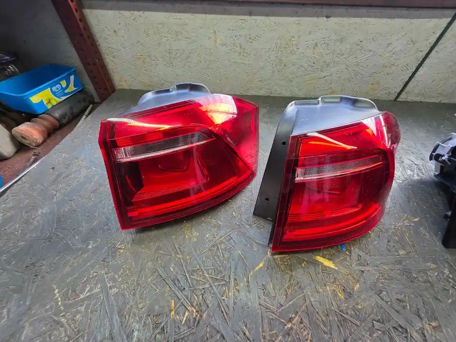 Lampa Prawy Tył Vw Golf SPORTS VAN 510.945.096.P