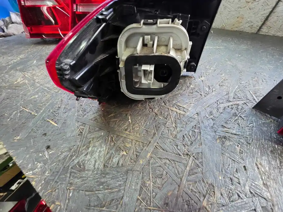 Lampa Prawy Tył Vw Golf SPORTS VAN 510.945.096.Q