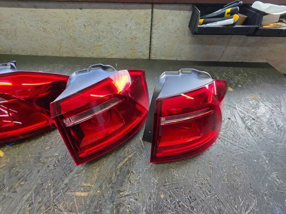 Lampa Prawy Tył Vw Golf SPORTS VAN 510.945.096.P