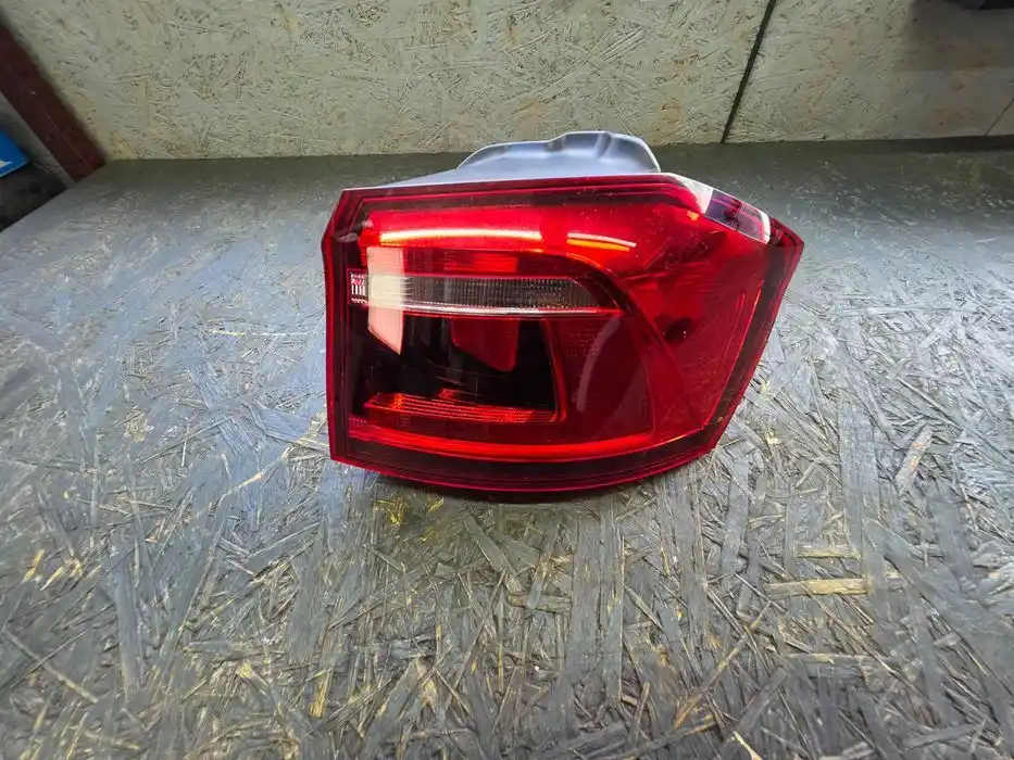 Lampa Prawy Tył Vw Golf SPORTS VAN 510.945.096.L