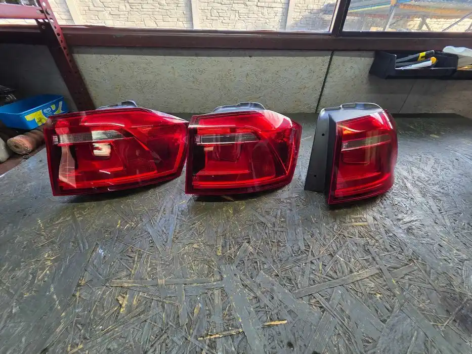 Lampa Prawy Tył Vw Golf SPORTS VAN 510.945.096.K