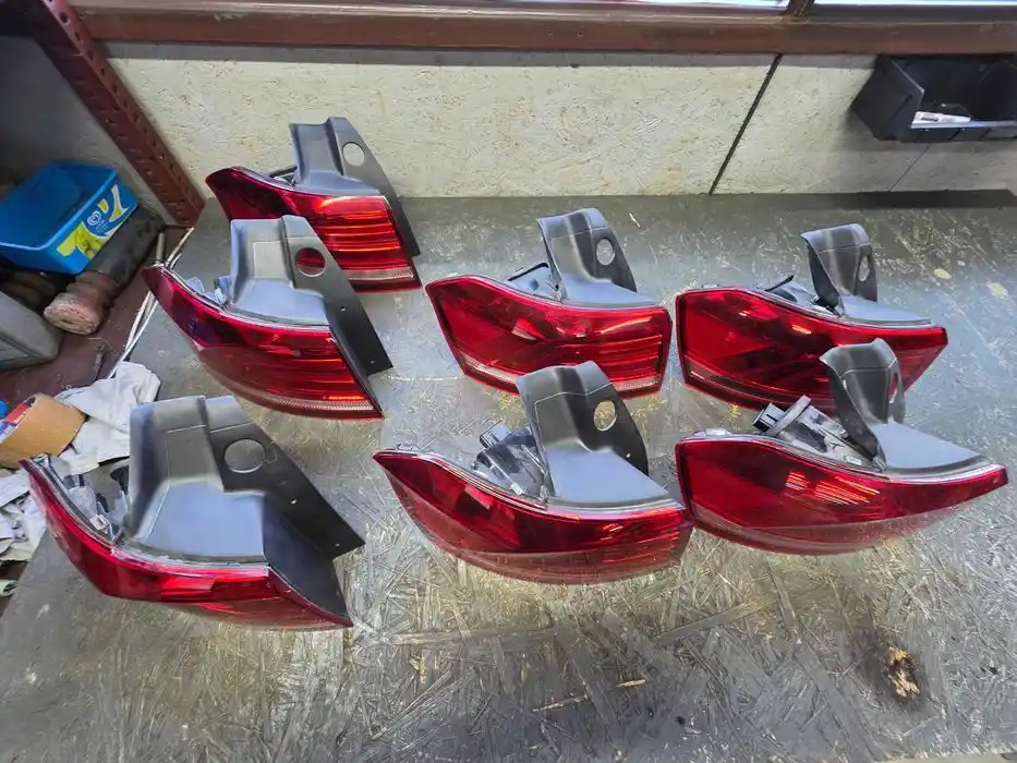 Lampa Lewy Tył Vw Passat B8 Kombi 3G9.945.095.D