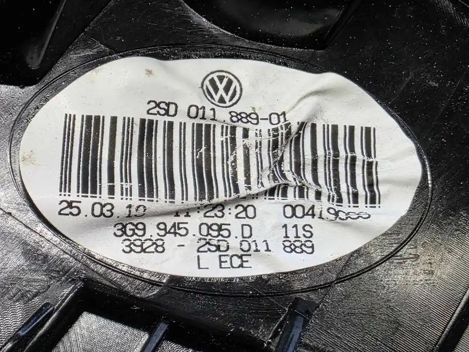 Lampa Lewy Tył Vw Passat B8 Kombi 3G9.945.095.D