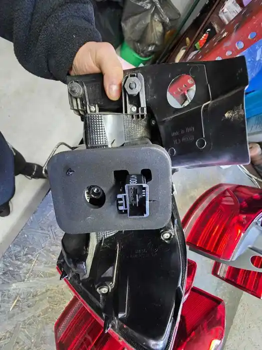 Lampa Lewy Tył Vw Passat B8 Kombi 3G9.945.095.D