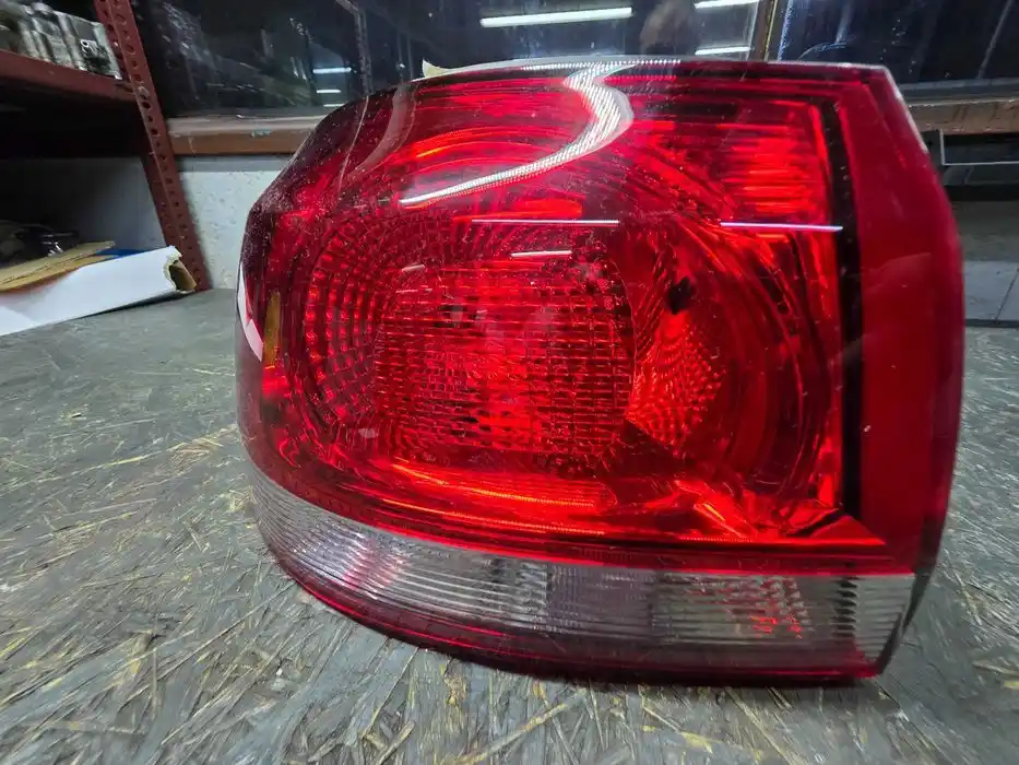 Lampa Lewy Tył Vw Golf VI Kombi 5K0.945.095.E