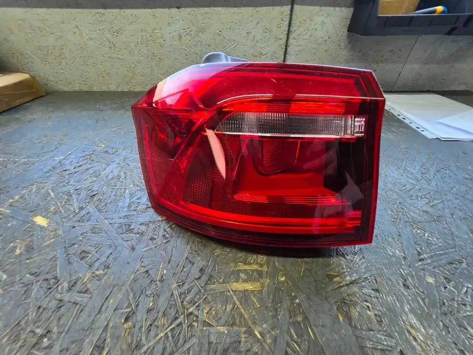 Lampa Lewy Tył Vw Golf SPORTS VAN 510.945.095.R