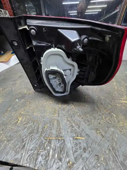 Lampa Lewy Tył Skoda Yeti Led 5LD.945.095