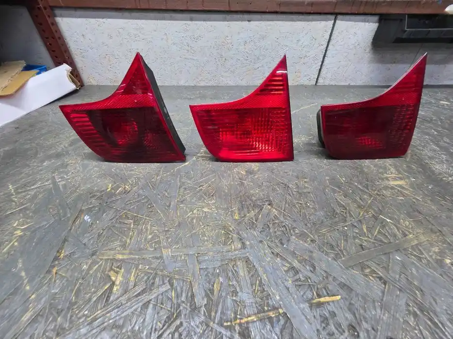 Lampa Audi A4 B7 Sedan Lewy Tył Klapa 8E5.945.093A