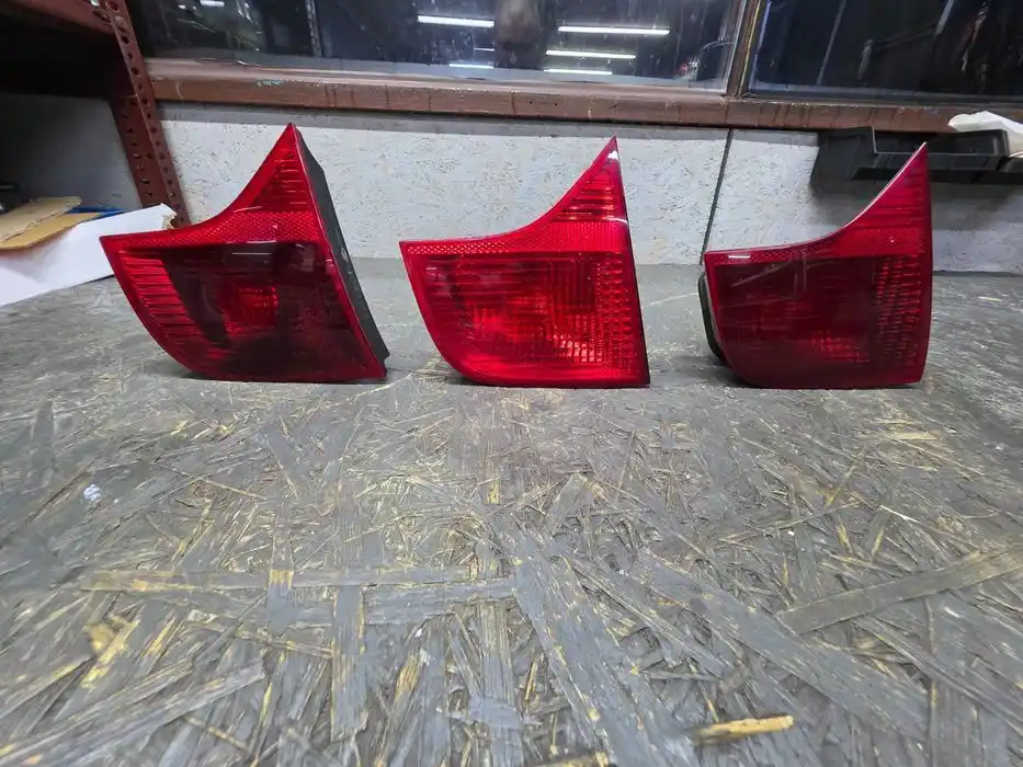Lampa Audi A4 B7 Sedan Lewy Tył Klapa 8E5.945.093A