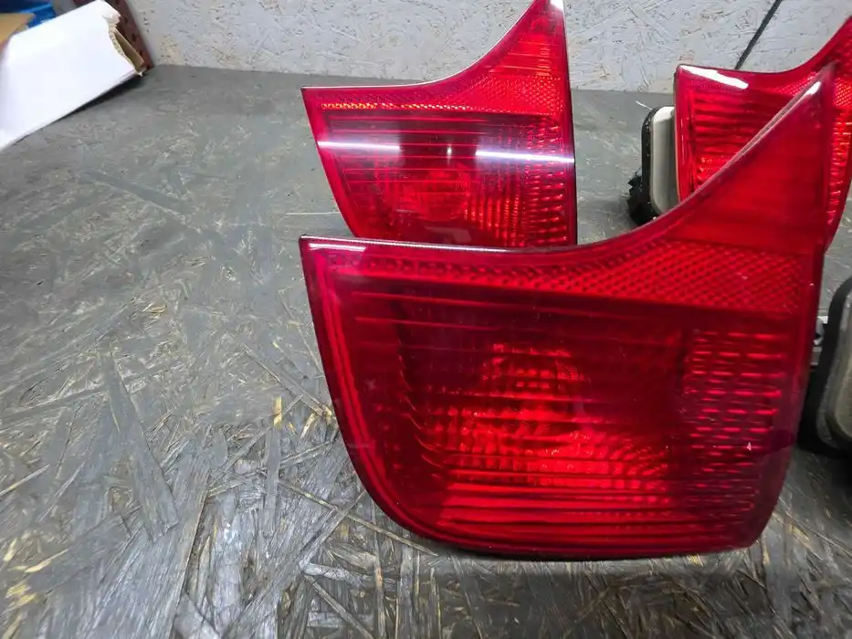 Lampa Audi A4 B7 Sedan Lewy Tył Klapa 8E5.945.093