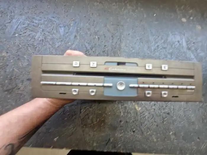 Radio Renault VelSatis 82.000.643.39A