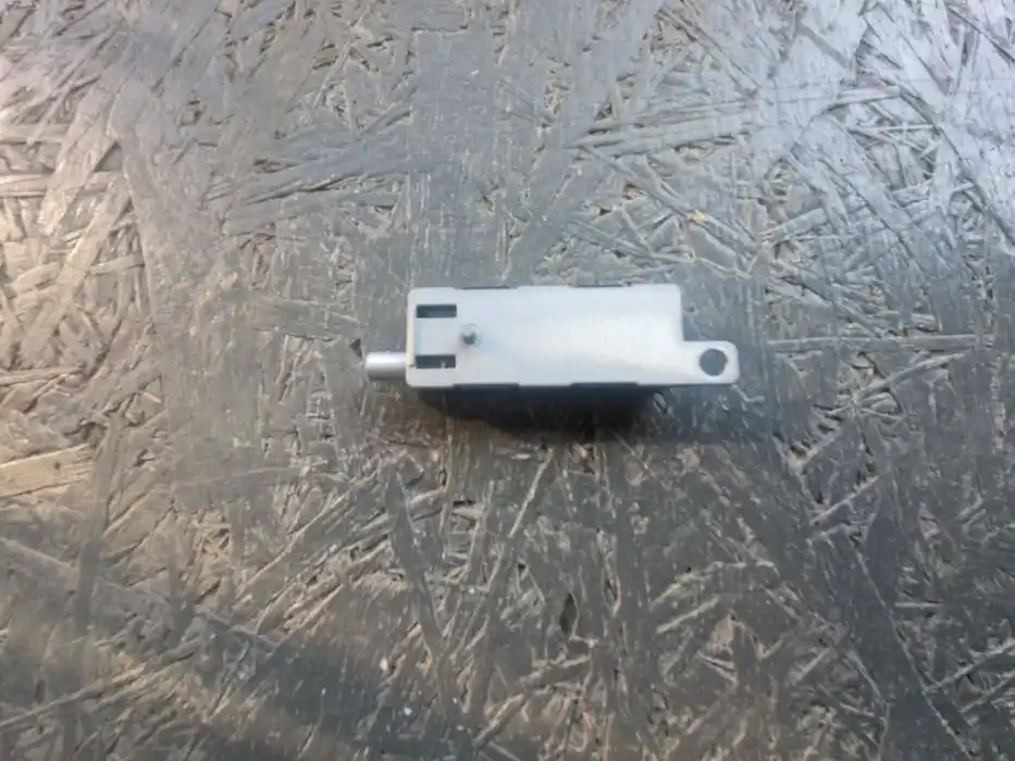 Wzmacniacz Antenowy Vw Touran I Fl 1T0.035.577.P