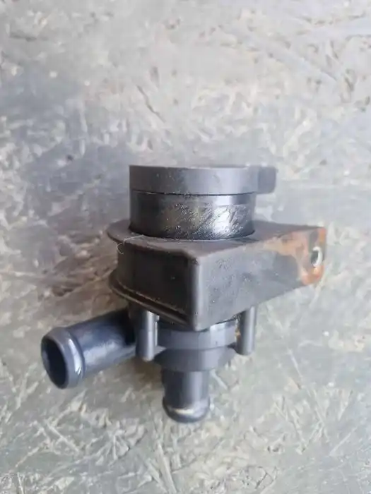 Dodatkowa Pompa Wody Vw Audi Seat Skoda 1K0.965.561.F