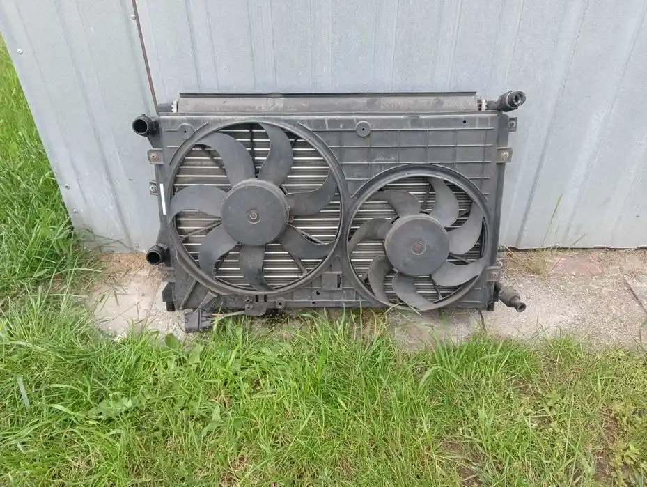 Chłodnica Intercooler Wentylator 1,4TSI CAXA 1K0.121.251.BN