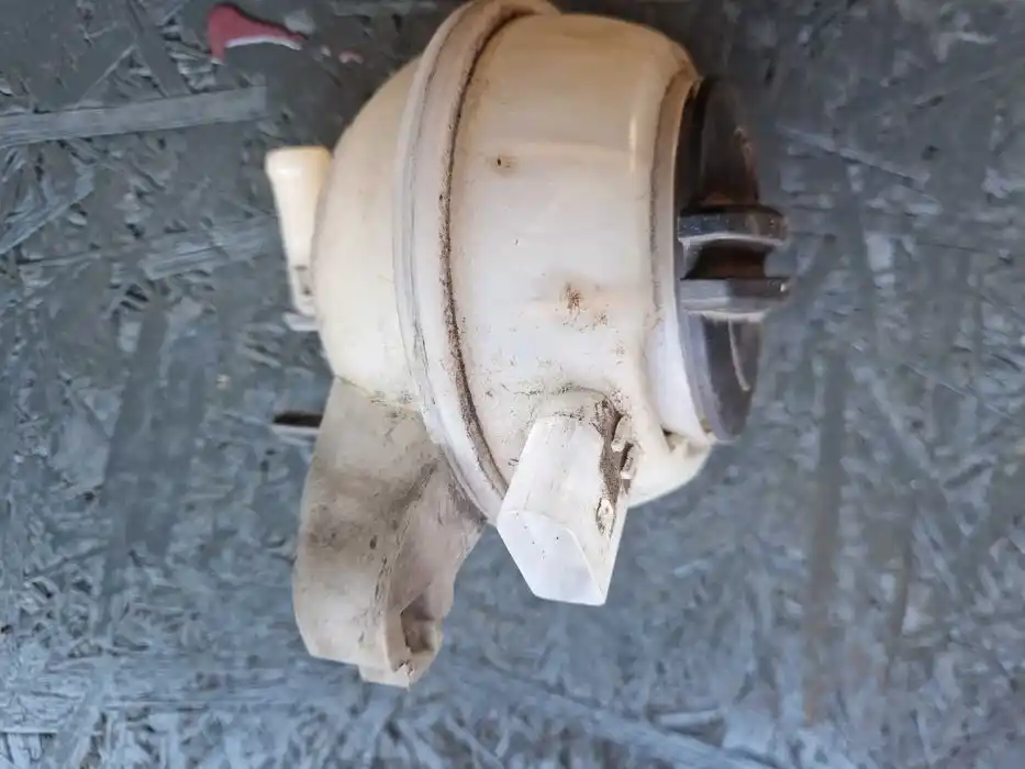 Zbiorniczek wyrównawczy Vw UP 1S0.121.407.E
