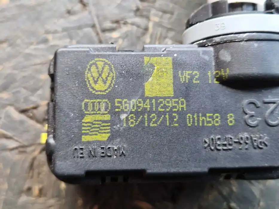 Silniczek Regulacji Lampy Przód 5G0.941.295.A