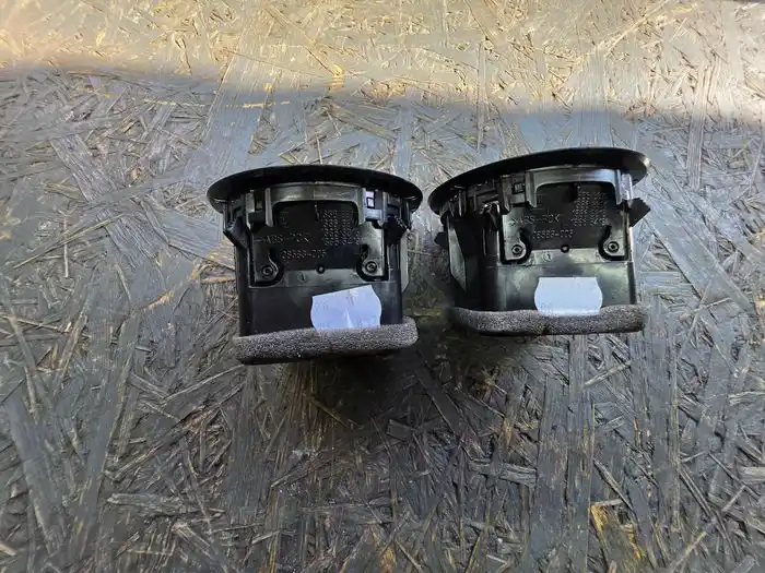 Kratka Nawiewu Opel Corsa D 133.633.13