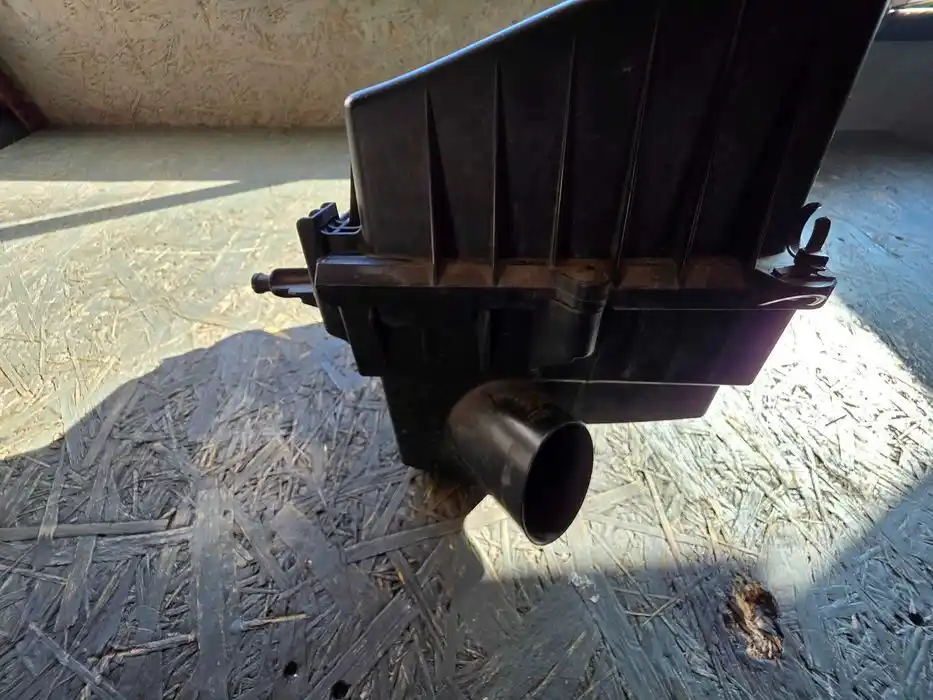 Obudowa Filtra Powietrza Opel Corsa D 132.489.06
