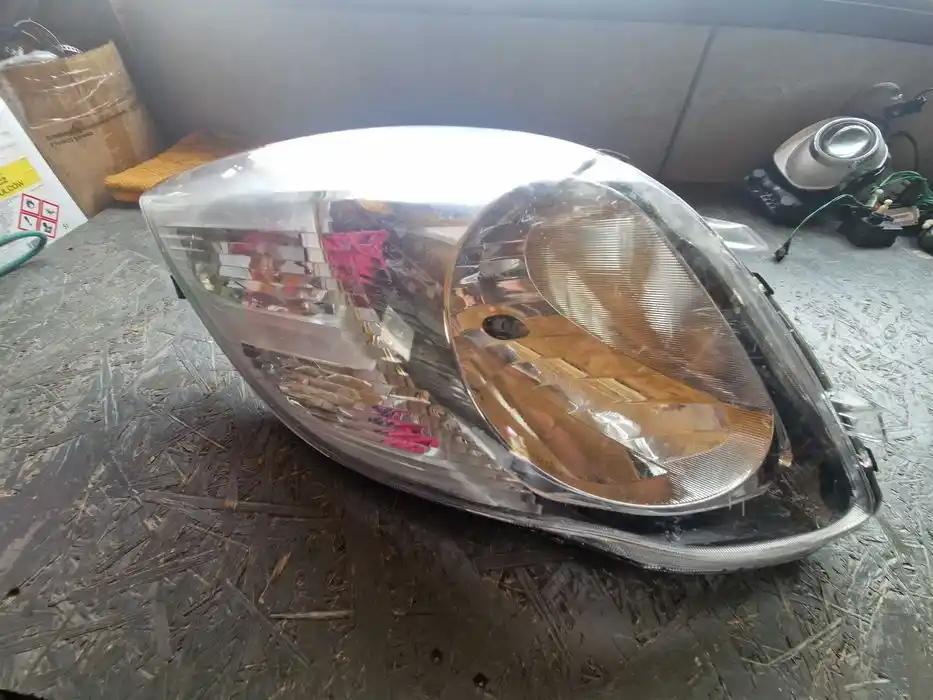 Lampa Prawy Przód Toyota Yaris II LIFT 899.027.67